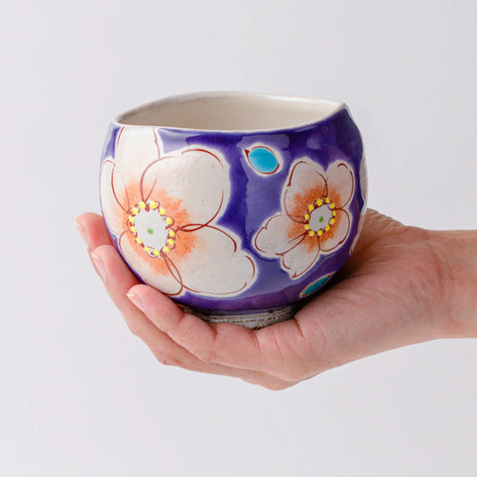 Kutani Ware | Ippuku Tea Bowl | Violet Hana Urara | Kokuzo Kiln